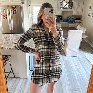 American Eagle Plaid Flannel Shirt Dress Green Cream Small